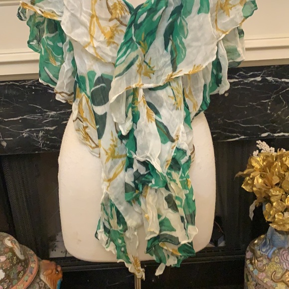 Unique Fabulous Tropical Ruffle scarf/collar - Picture 5 of 7